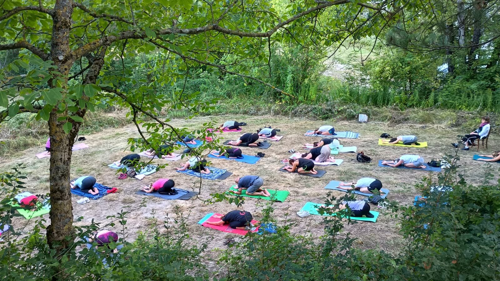 Evento Yoga e bollicine a Spazio La Mora